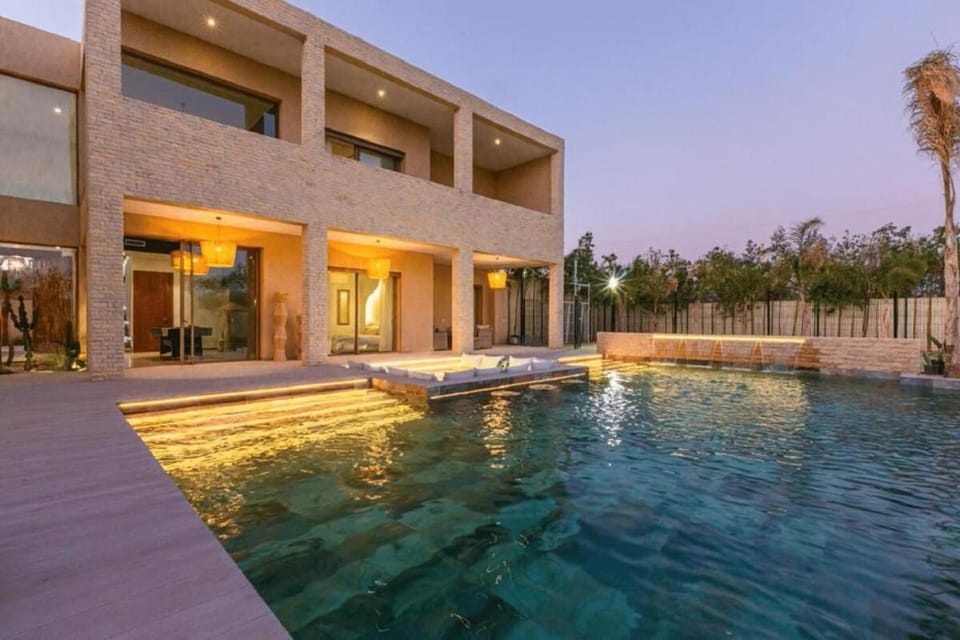 Beautiful AWAL Villa, 6 suites & pool Villa in Marrakesh