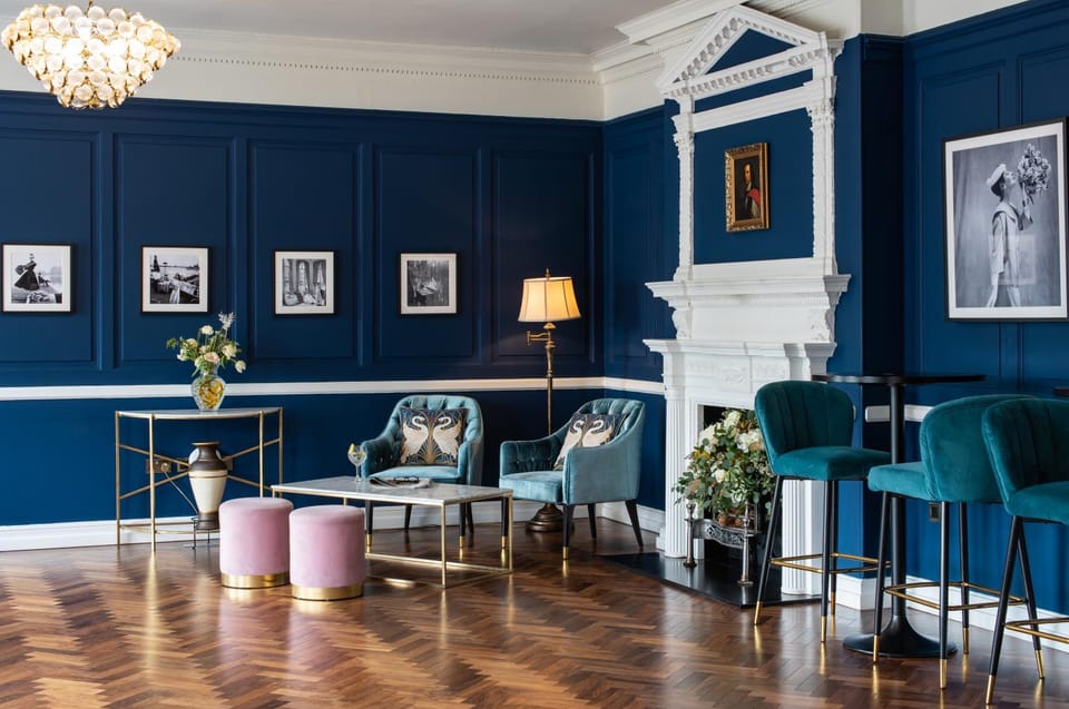 Lounge or bar