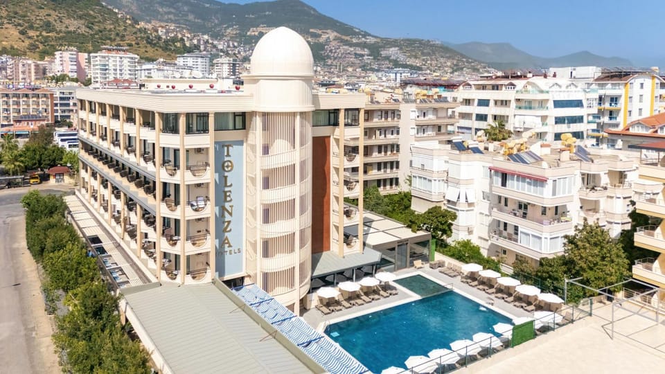 Property building, Swimming pool