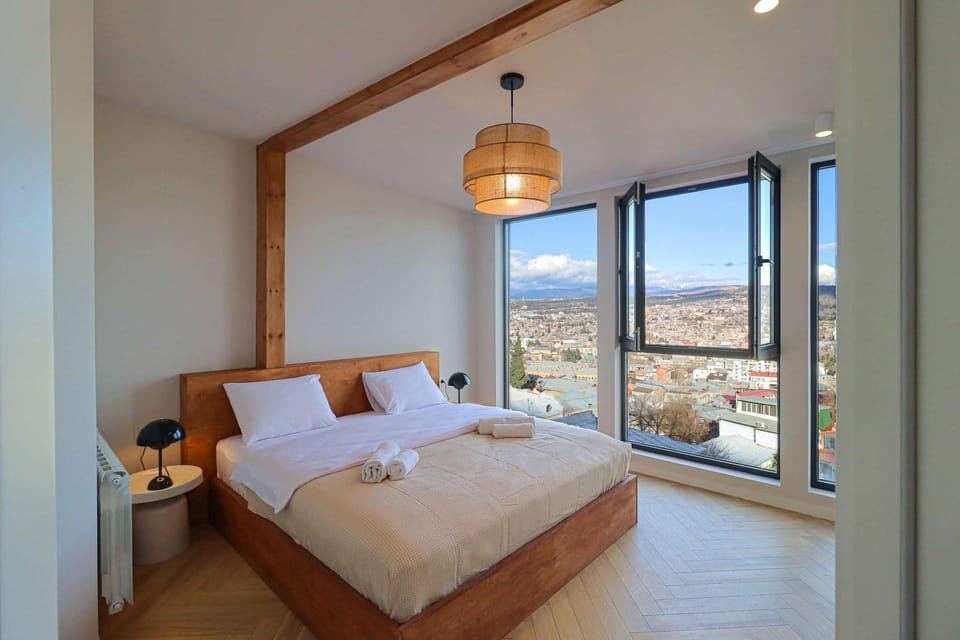 Stylish 2BR Retreat Mtatsminda Tbilisi - by Wehost Apartment in Tbilisi, Georgia