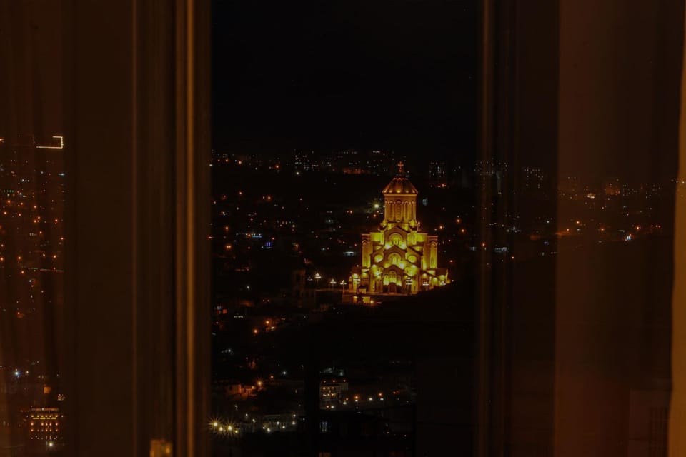 Stylish 2BR Retreat Mtatsminda Tbilisi - by Wehost Apartment in Tbilisi, Georgia