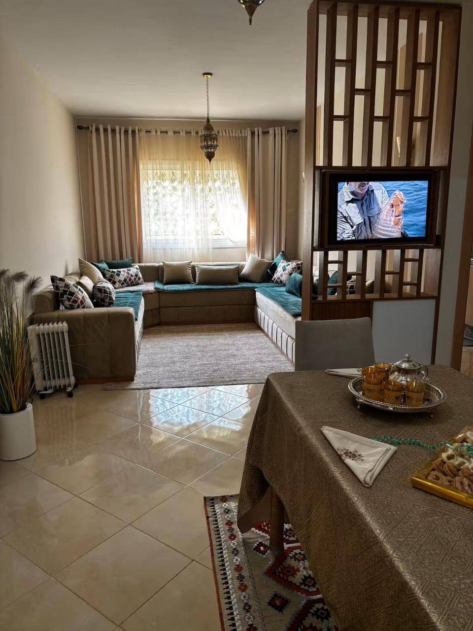 Communal lounge/ TV room, Living room