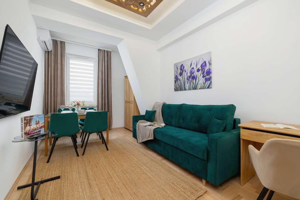 TV and multimedia, Evening entertainment, Bedroom