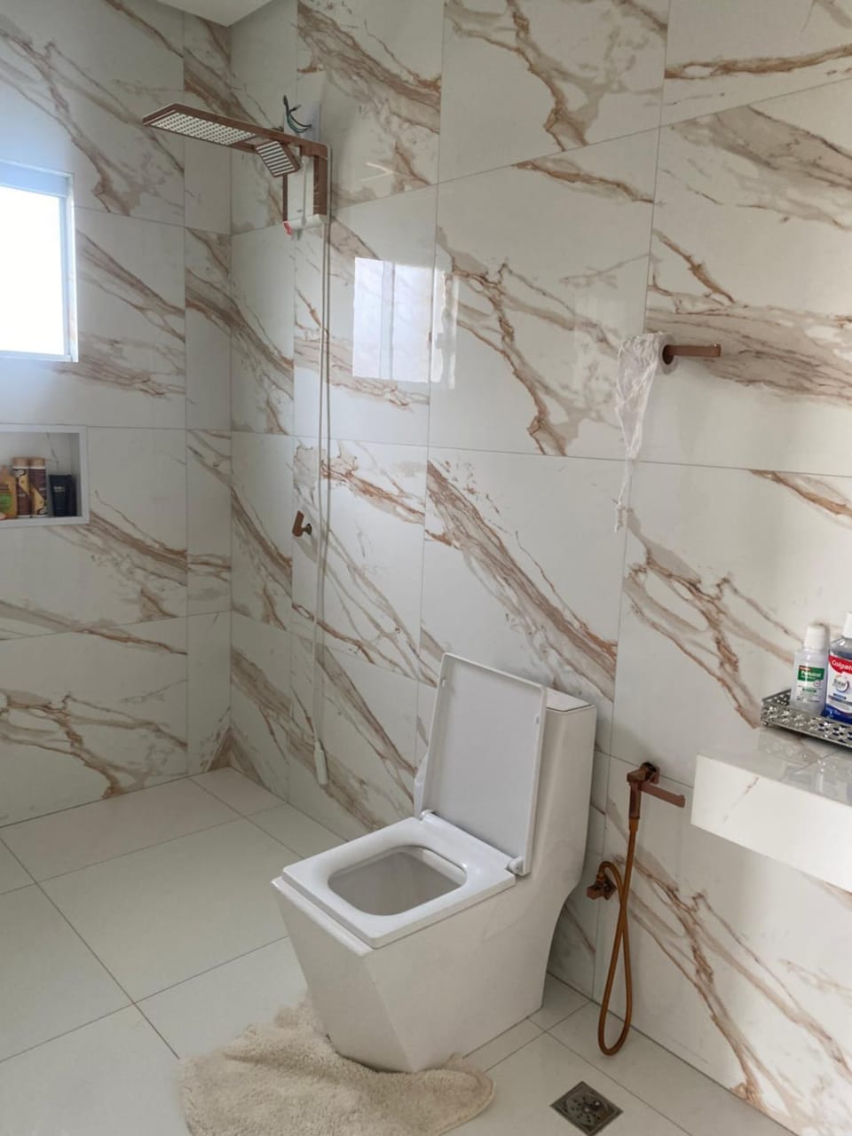 Casa com piscina House in Goiania