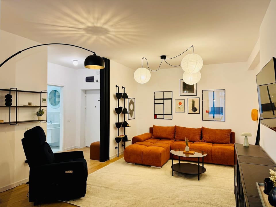 Joy City Stay Vivalia V8-8 with Massage Chair Apartment in Timisoara