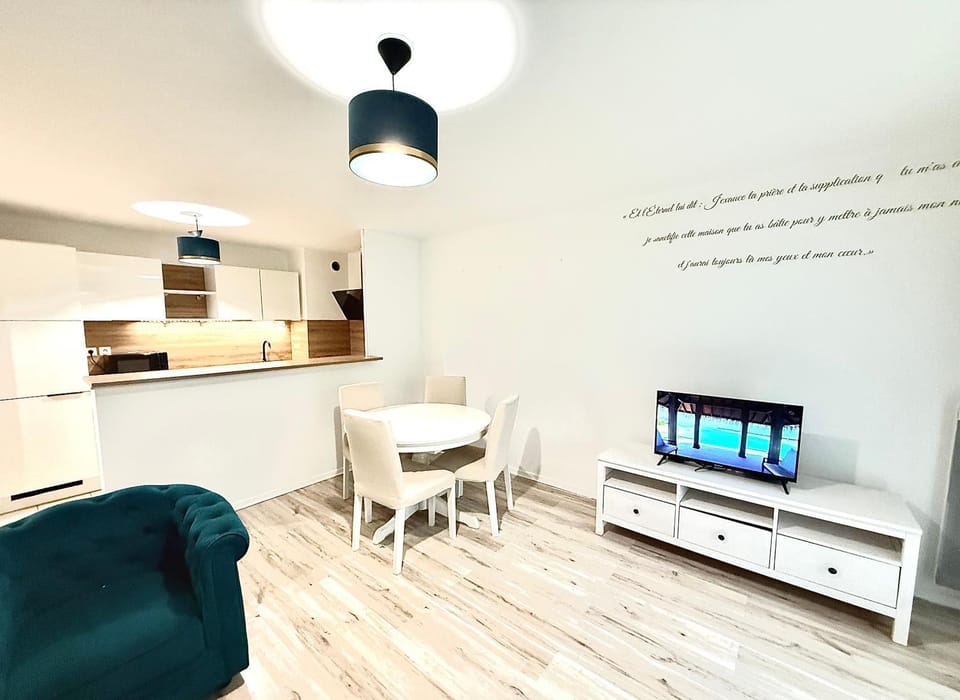 Appartement agréable proche Paris et aéroport Orly Apartment in Île-de-France