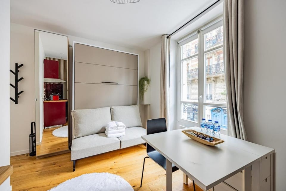 G # Studio # 2people # Voltaire # StAmbroise Apartment in Paris