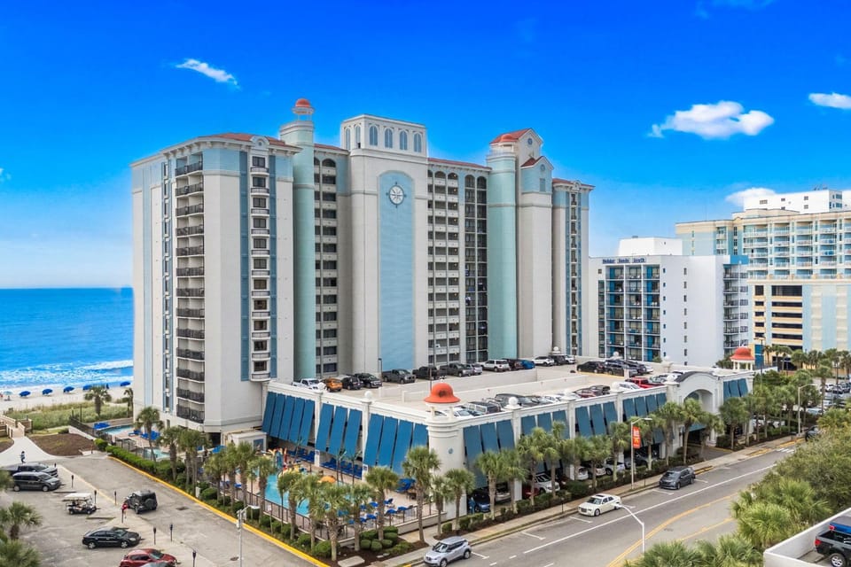 Dream Destination - Compass Cove - Oceanfront House in Myrtle Beach