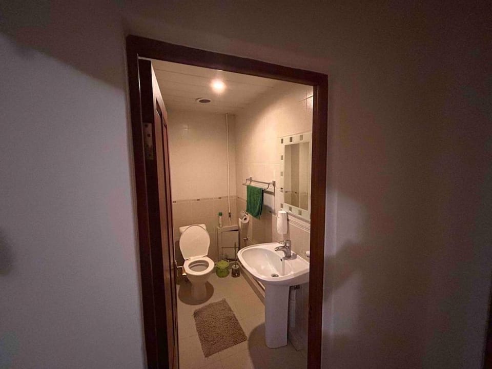 Toilet, Bathroom