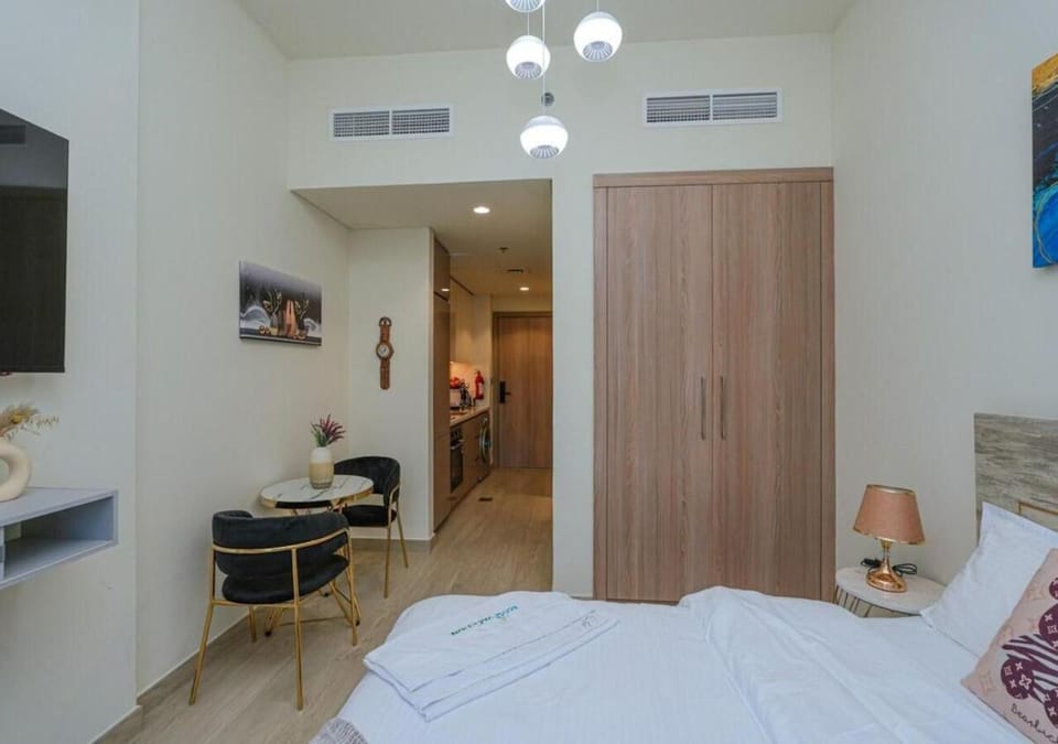 Bed, TV and multimedia, Photo of the whole room, Bedroom, wardrobe