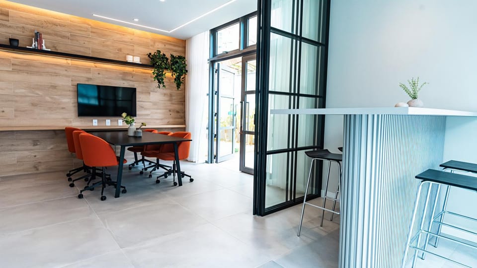 Property building, Meeting/conference room