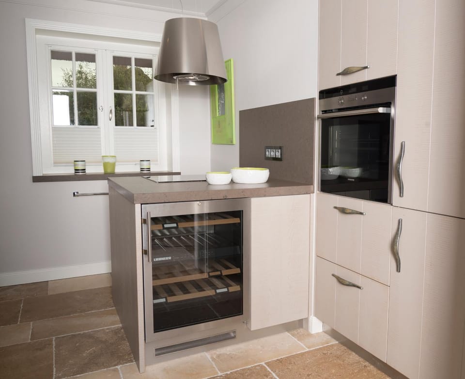 Kitchen or kitchenette, stove, kitchen