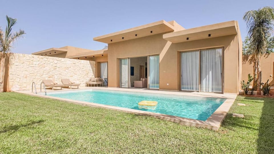 Medina Bungalow - Pool, not overlooked Villa in Marrakesh