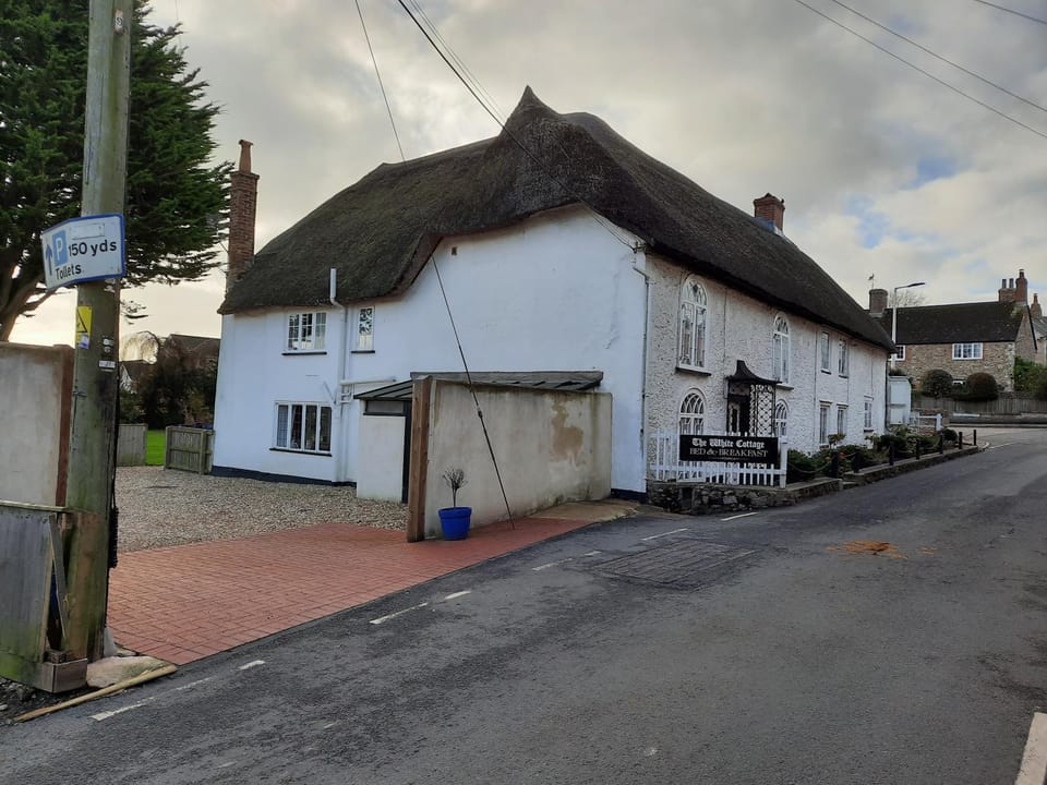 Property building, Street view, Area and facilities, Parking
