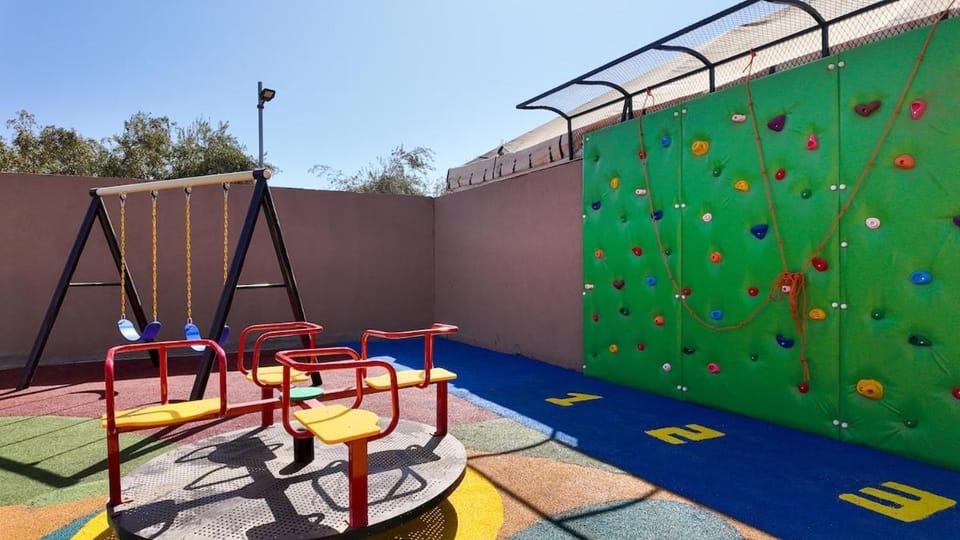 Agdal Bungalow - swimming pool, not overlooked Villa in Marrakesh
