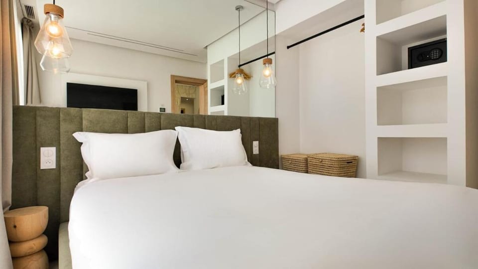 Agdal Bungalow - swimming pool, not overlooked Villa in Marrakesh