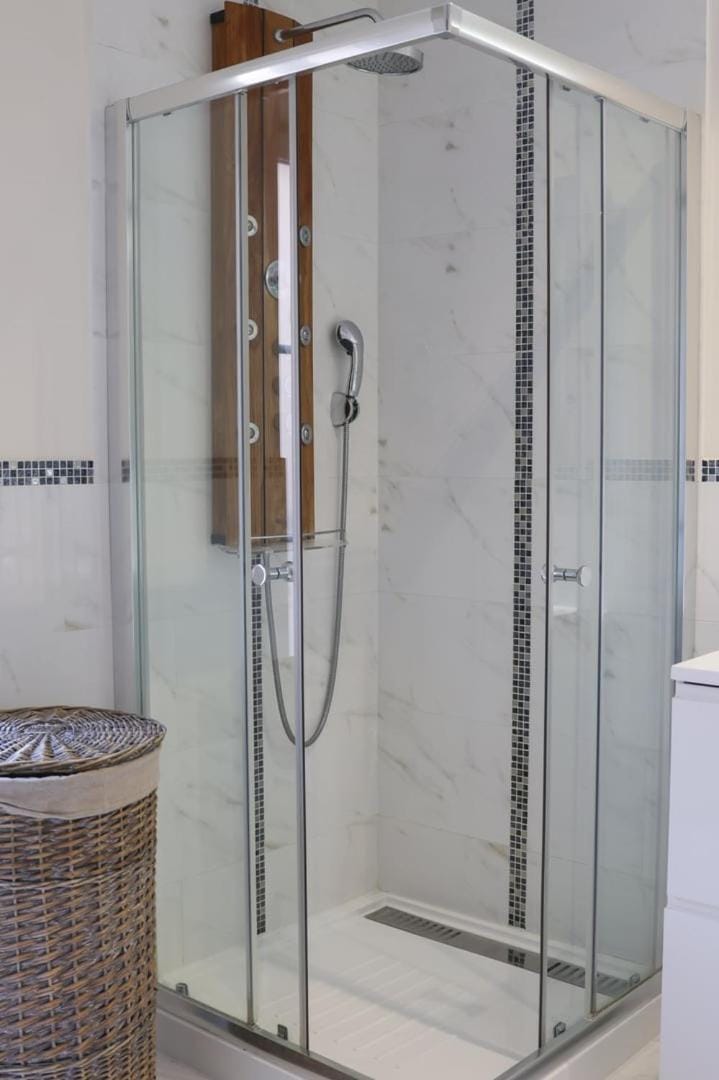 SUITE DE LUXE VERVEINE 4P Apartment in Cannes