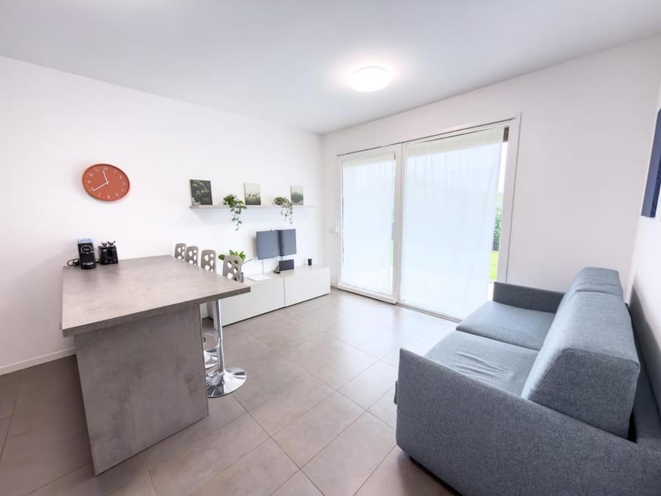Gallarate - 10 min Malpensa Airport - Giardino Apartment in Lombardy