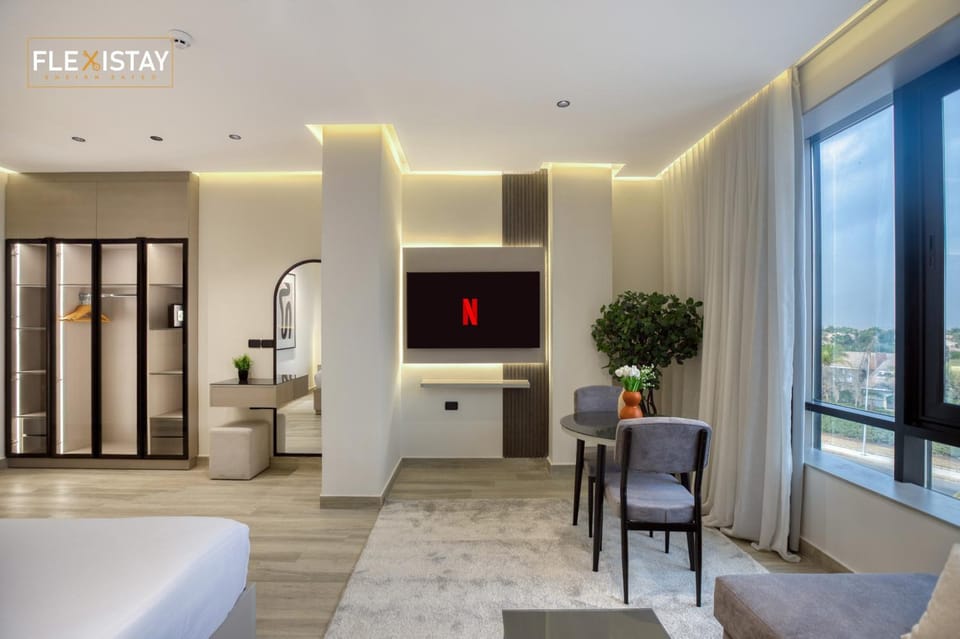 TV and multimedia, Living room, Photo of the whole room, Seating area