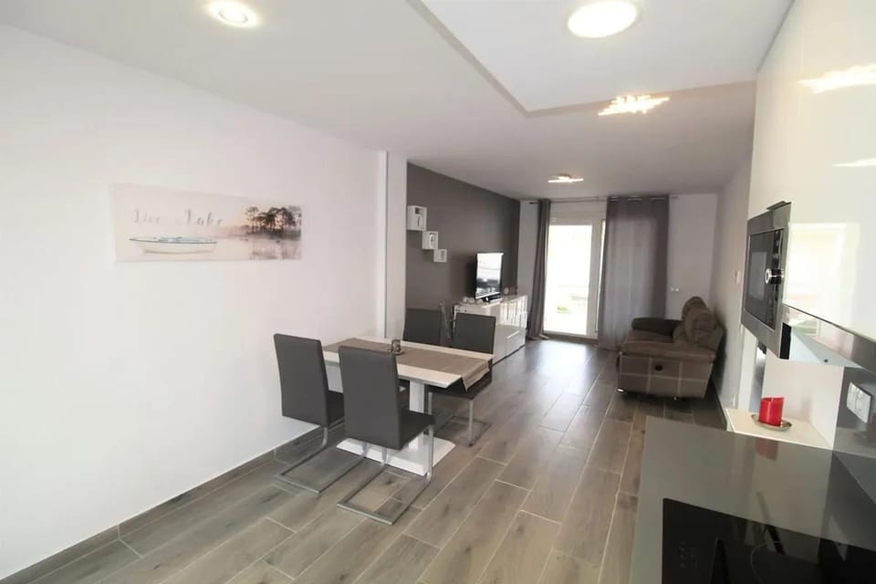 Cozy Apartment in Vinaròs with Shared Pool Apartment in Vinaròs