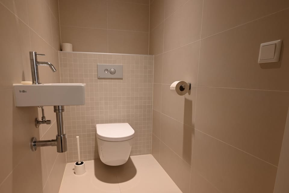 Villa Mer, Sea Breeze - Luxury apartment in Badhuis with wellness facilities and direct seaside location Apartment in Zeeland, Netherlands