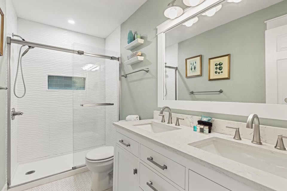 Bathroom, Bath