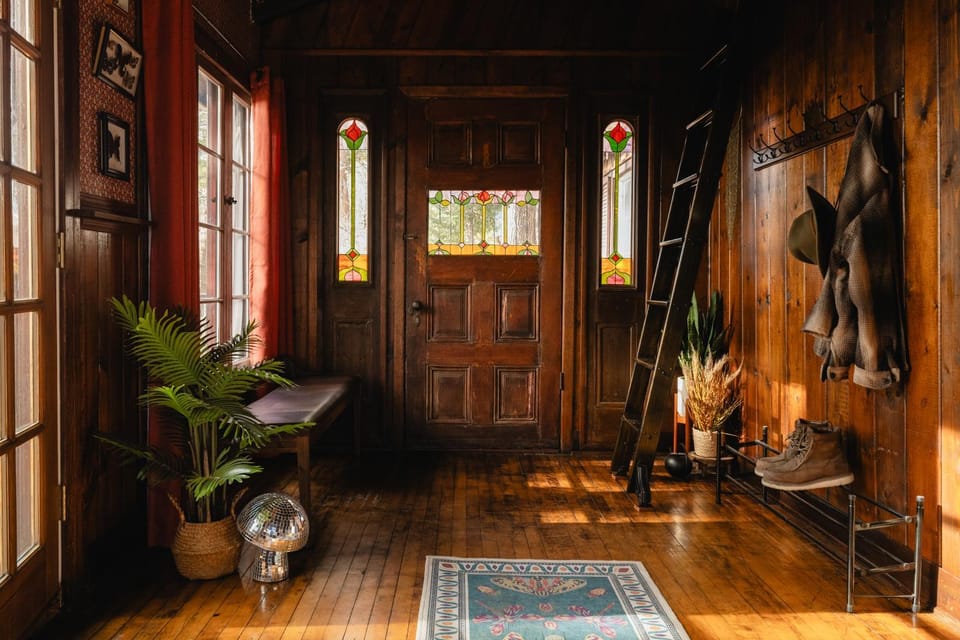 Facade/entrance, Library