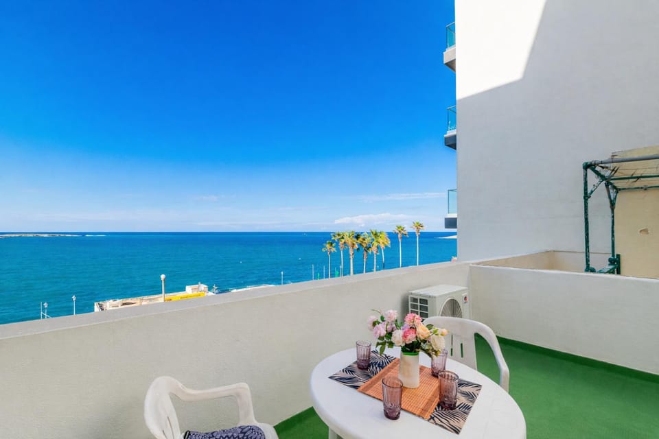 Seating area, Sea view, Sunset