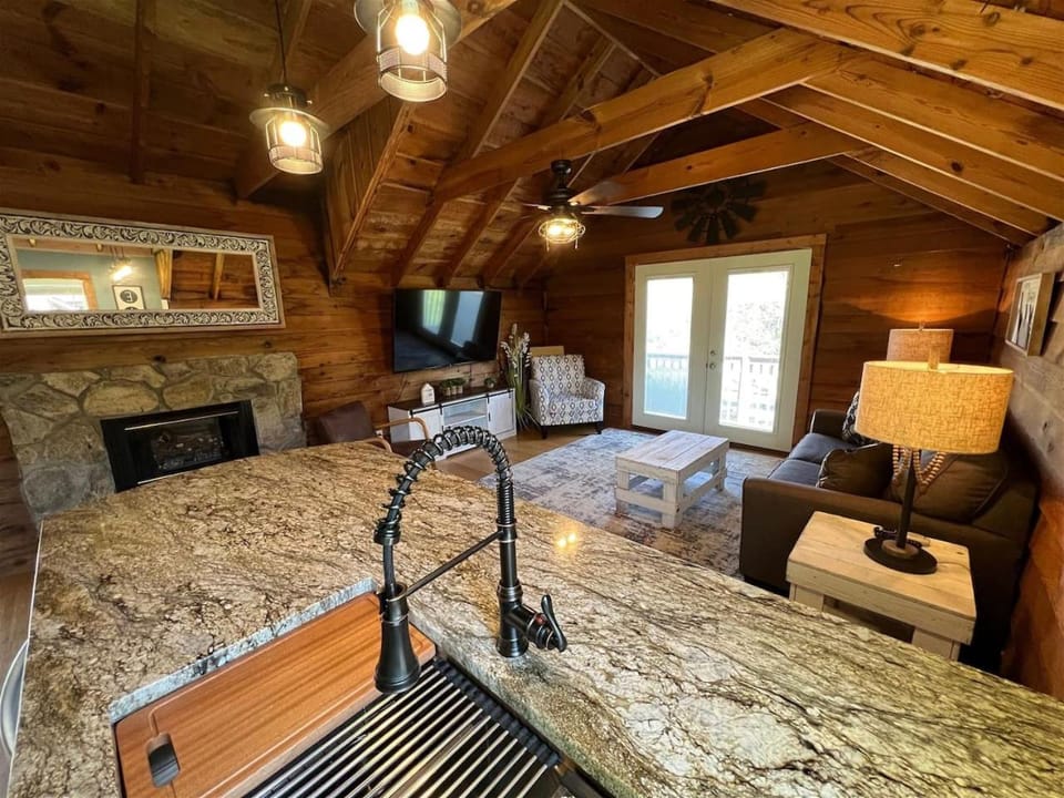 Bavarian Brook Condo 14 House in Helen