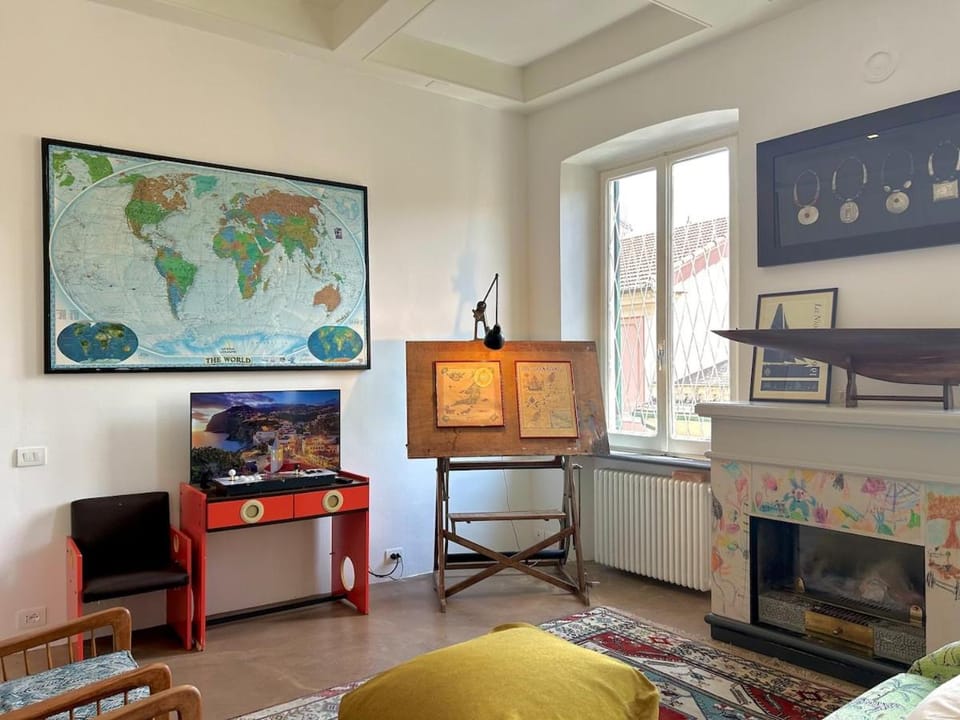 House and Art, luxury design with 80 sqm terrace Apartment in Chiavari