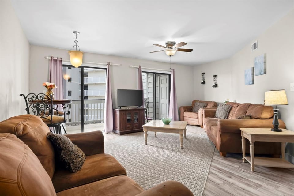 Regatta 204 C 2BD, 2BA Condo Gulf Shores Apartment in Gulf Shores