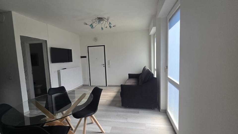 Bella Vita Stays Wellness Apartment in Sondrio