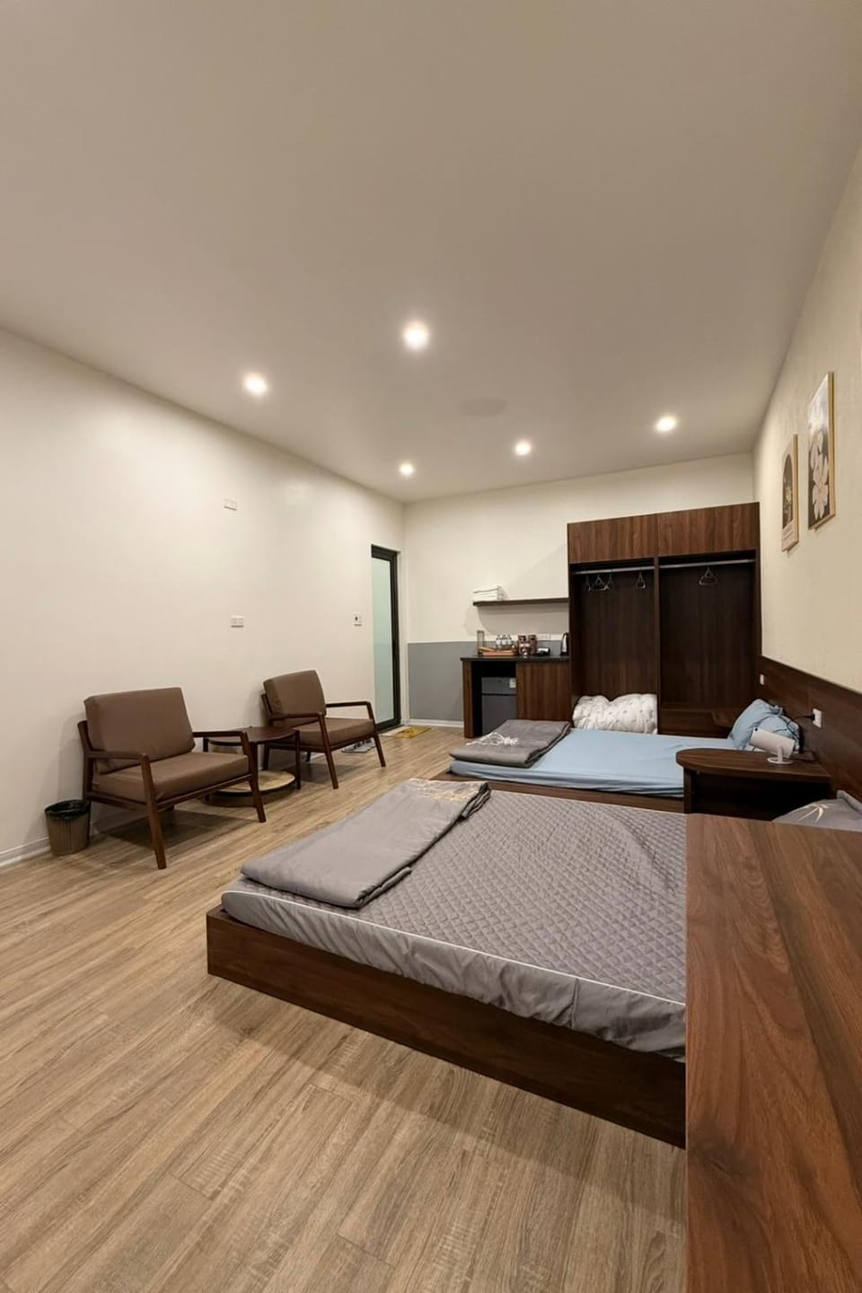 Phoenix home Hotel in Laos