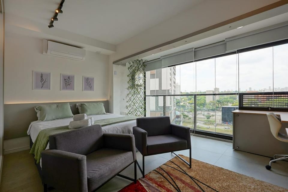 SB 904 · Studio Premium c/ Home Office • Metrô Brooklin Apartment in Sao Paulo City
