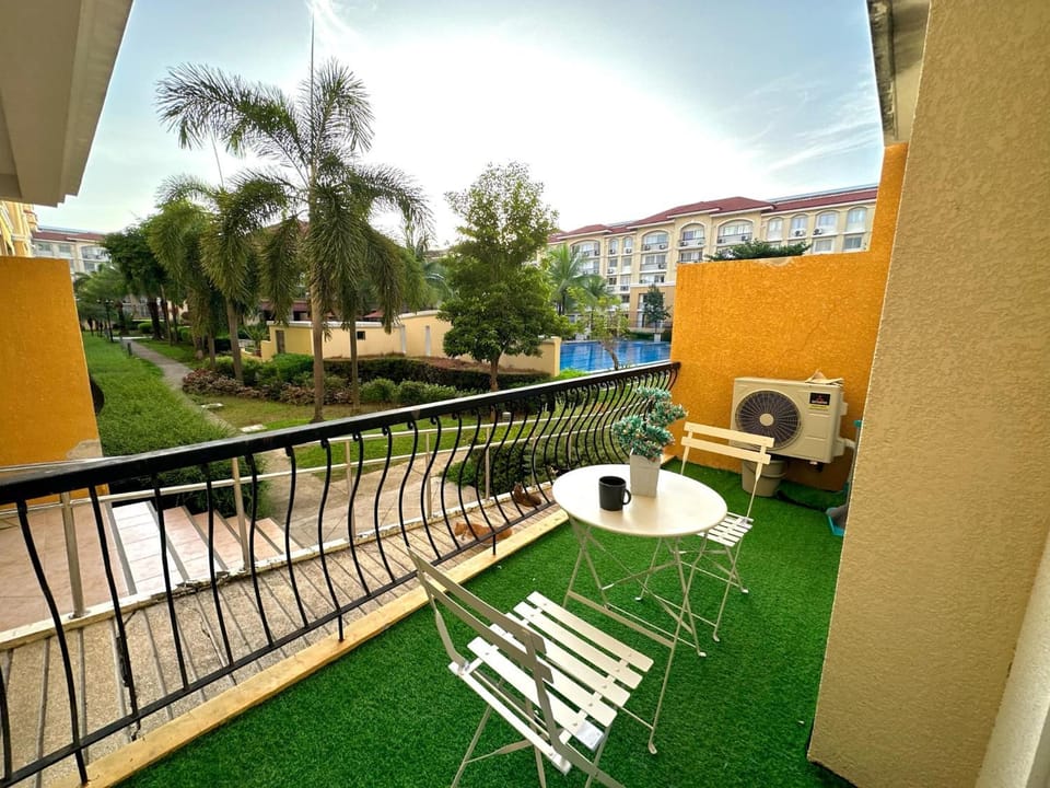 Jenz Poolside Condotels Apartment in Cebu City
