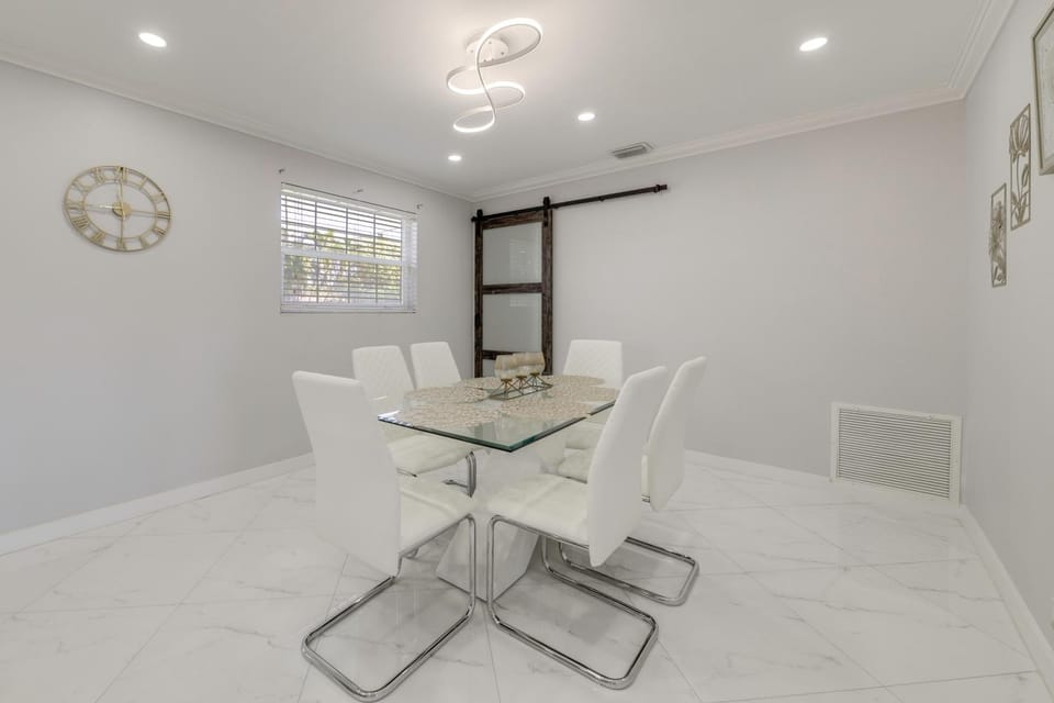 Grill & Games! Family Home 3 Mi to Pompano Beach House in Pompano Beach