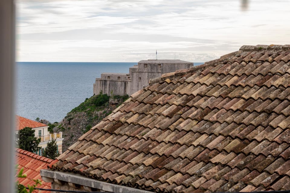 Nearby landmark, Day, Landmark view, Sea view