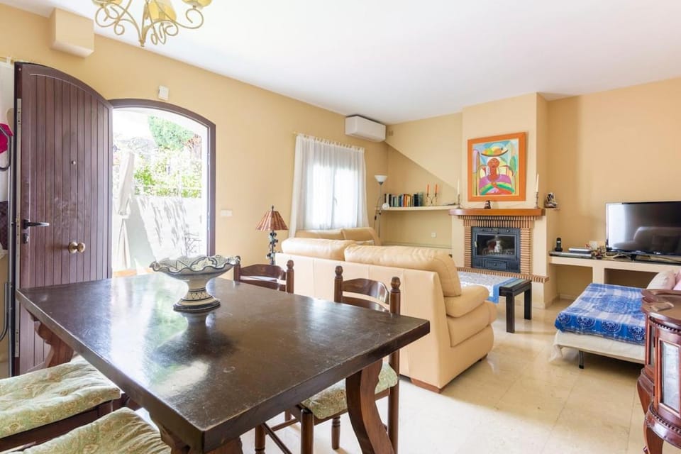 Cozy townhouse Marbella House in Marbella