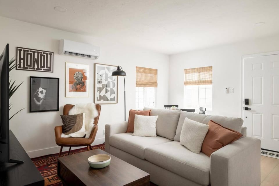 The Outpost by Coastline Vacation Rentals House in San Diego