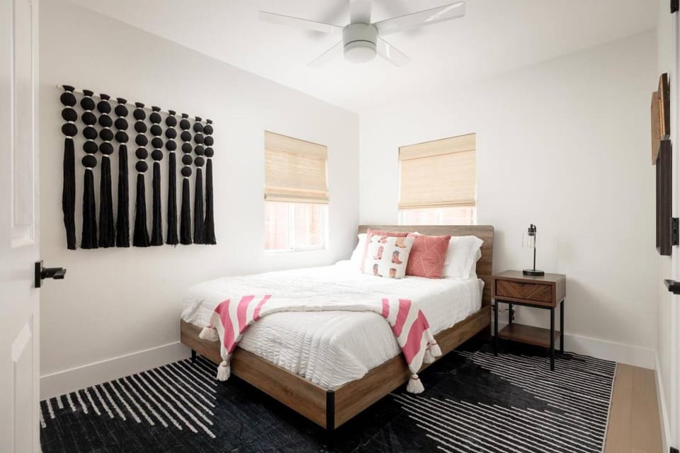 The Outpost by Coastline Vacation Rentals House in San Diego