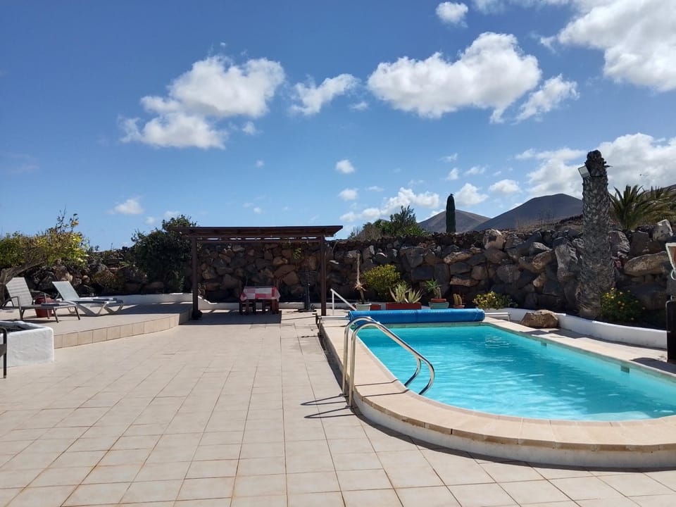 Garden, Swimming pool