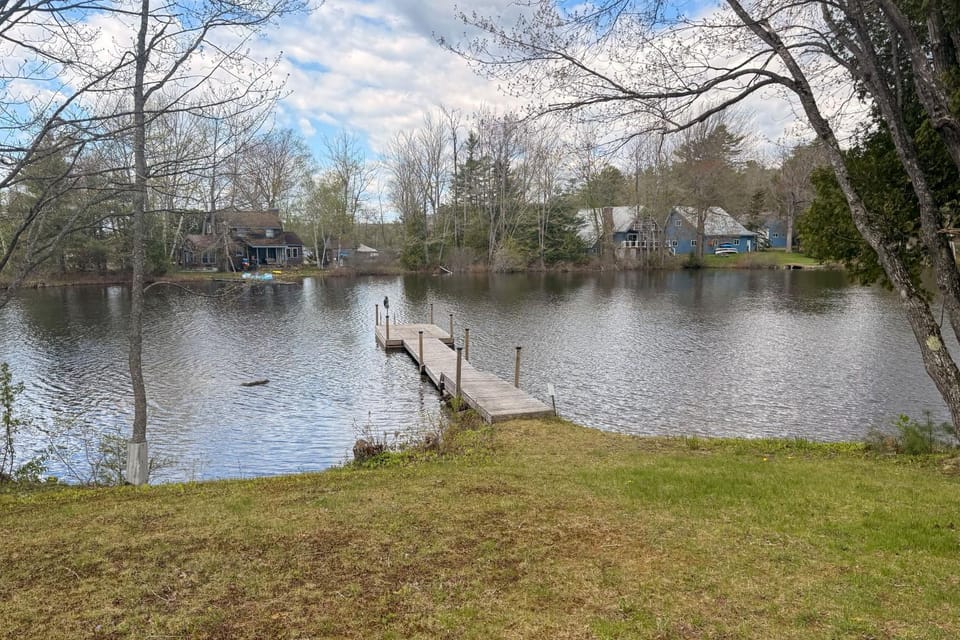 Waterfront Family Home w/ Seasonal Dock in Lincoln House in Lincoln