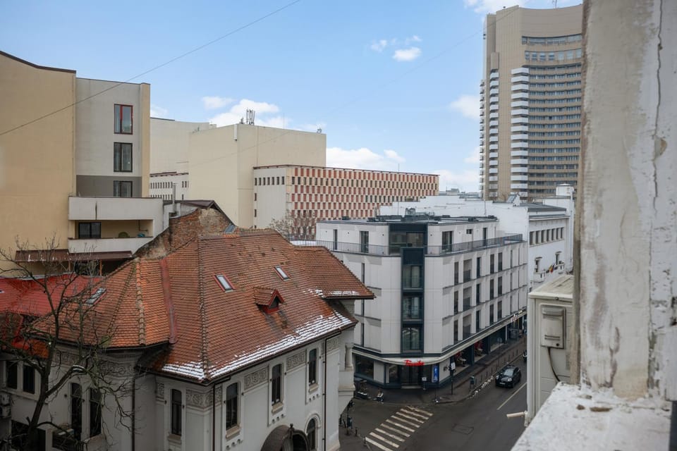 City view, City view