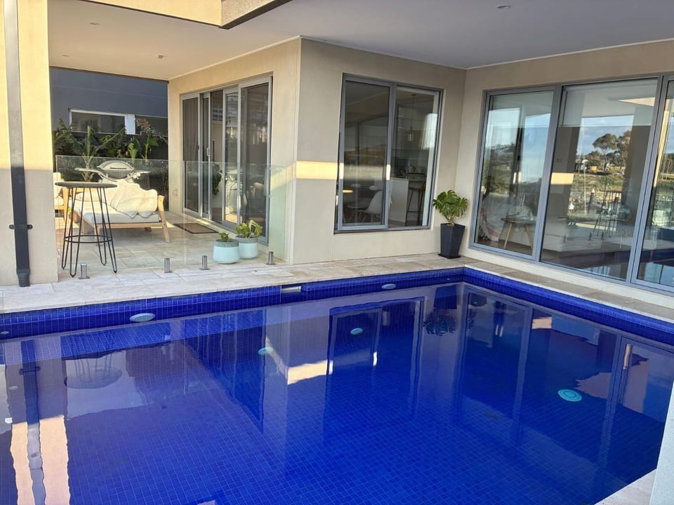 Waterside at Martha Cove House in Dromana