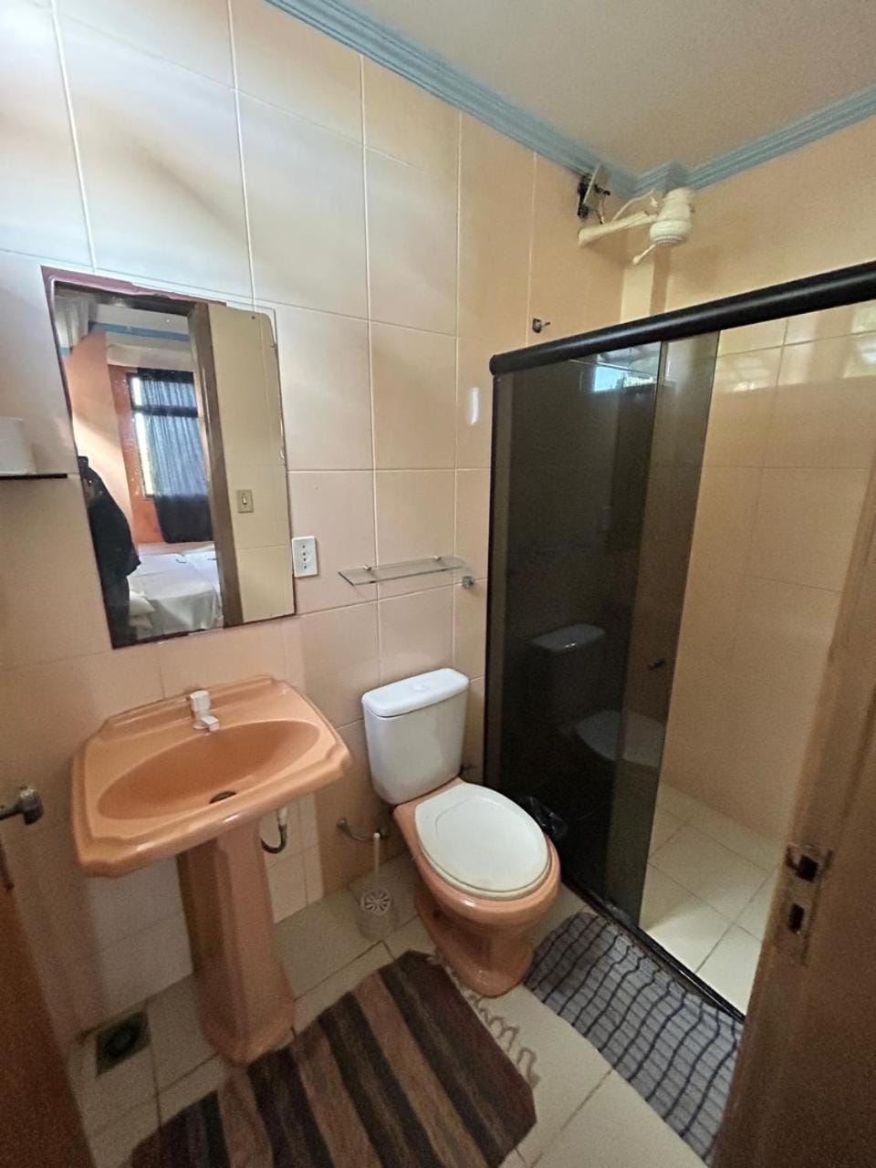 Shower, Toilet, Bathroom