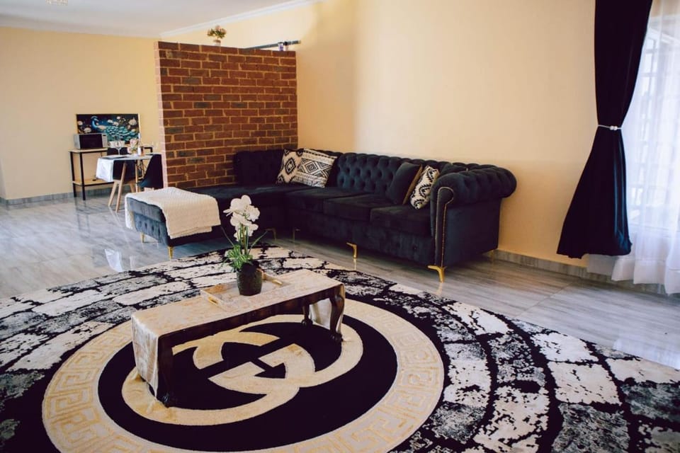 L a Grande deluxe Nature lodge in Gauteng