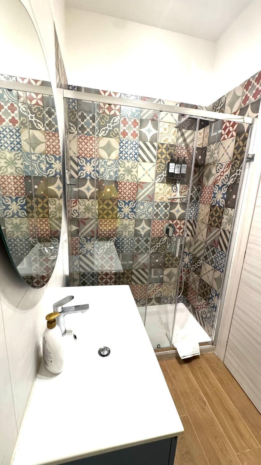 Shower, Bathroom