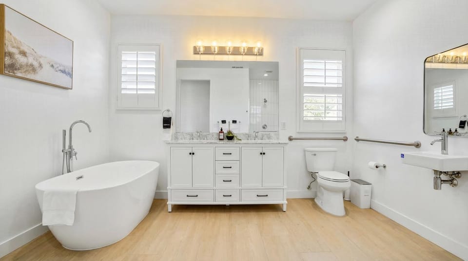 Shower, Bathroom, Facility for disabled guests, Bath
