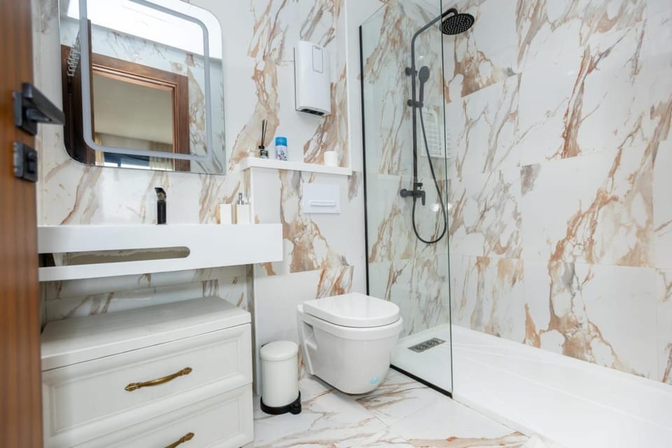 Shower, Bathroom