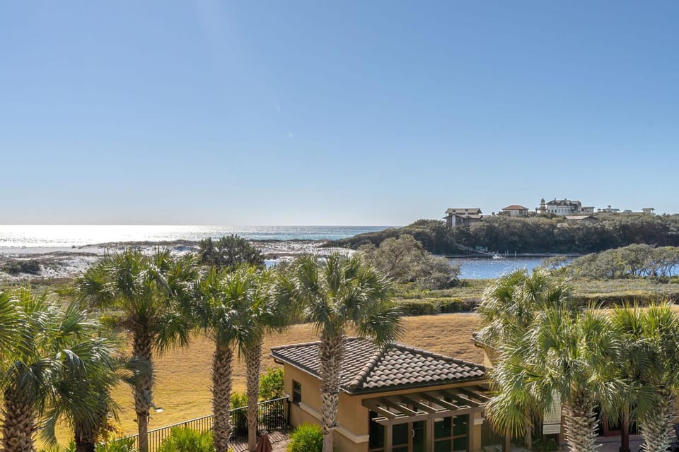 Day, Neighbourhood, Natural landscape, Beach, Sea view